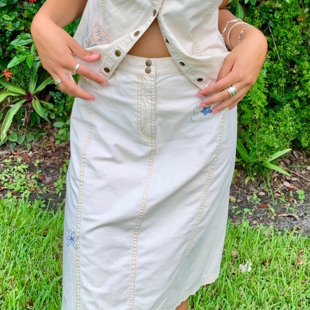 Jump Be First, European style 2 pieces skirt. Set.